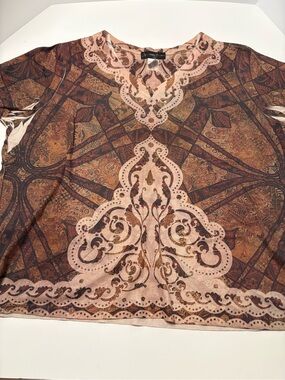 Appropriate Behavior size 4X (26W-28W) V-Neck Tunic Top in Brown and Tan